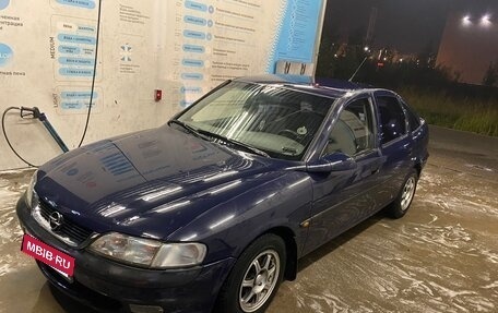 Opel Vectra B рестайлинг, 1996 год, 290 000 рублей, 2 фотография