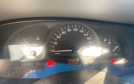 Opel Vectra B рестайлинг, 1996 год, 290 000 рублей, 6 фотография