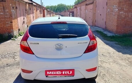 Hyundai Solaris II рестайлинг, 2011 год, 795 000 рублей, 6 фотография
