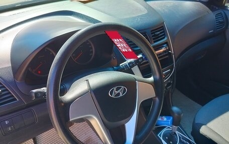 Hyundai Solaris II рестайлинг, 2011 год, 795 000 рублей, 8 фотография