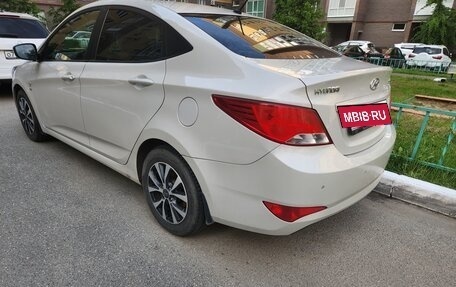 Hyundai Solaris II рестайлинг, 2014 год, 1 200 000 рублей, 6 фотография