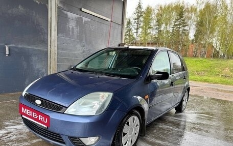 Ford Fiesta, 2005 год, 330 000 рублей, 2 фотография
