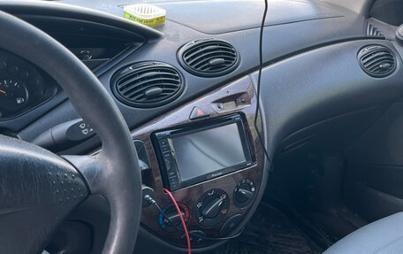 Ford Focus IV, 2001 год, 130 000 рублей, 8 фотография