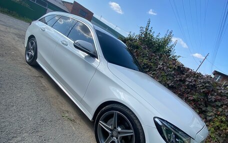 Mercedes-Benz C-Класс, 2016 год, 2 100 000 рублей, 2 фотография