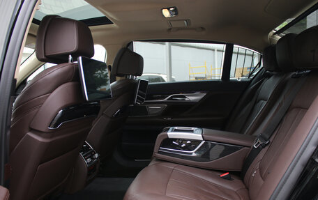 BMW 7 серия, 2019 год, 6 100 000 рублей, 7 фотография