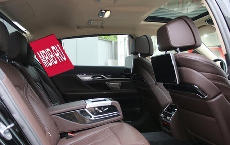 BMW 7 серия, 2019 год, 6 100 000 рублей, 13 фотография