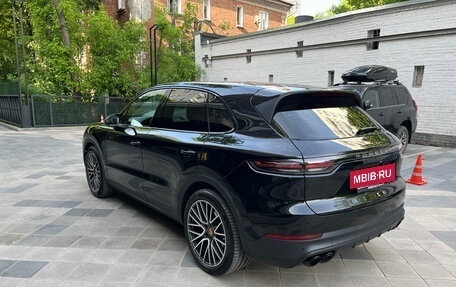Porsche Cayenne III, 2021 год, 7 800 000 рублей, 5 фотография