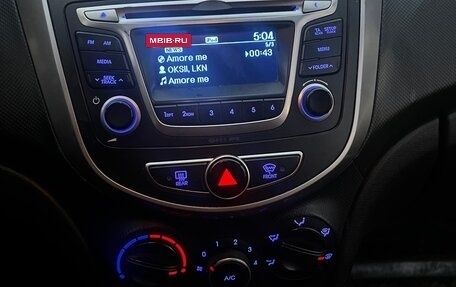 Hyundai Solaris II рестайлинг, 2014 год, 800 000 рублей, 7 фотография