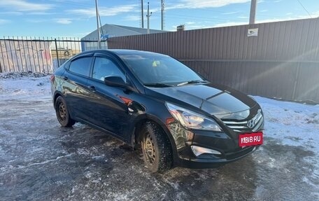 Hyundai Solaris II рестайлинг, 2014 год, 800 000 рублей, 2 фотография