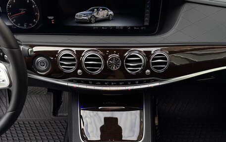 Mercedes-Benz Maybach S-Класс, 2019 год, 19 000 000 рублей, 16 фотография