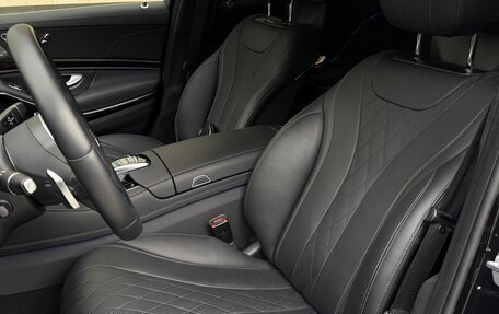 Mercedes-Benz Maybach S-Класс, 2019 год, 19 000 000 рублей, 22 фотография