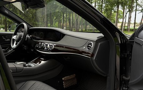 Mercedes-Benz Maybach S-Класс, 2019 год, 19 000 000 рублей, 23 фотография