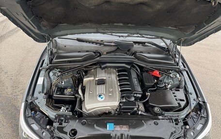 BMW 5 серия, 2005 год, 1 200 000 рублей, 15 фотография