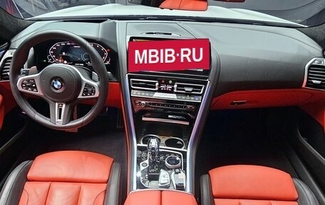 BMW 8 серия, 2022 год, 11 000 000 рублей, 9 фотография