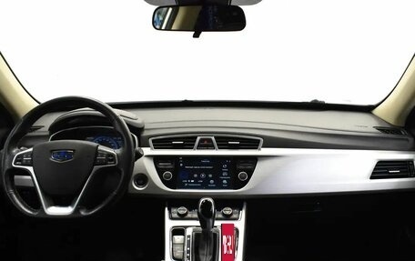 Geely Atlas I, 2018 год, 1 430 000 рублей, 5 фотография