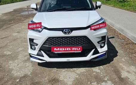 Toyota Raize I, 2021 год, 2 000 000 рублей, 6 фотография