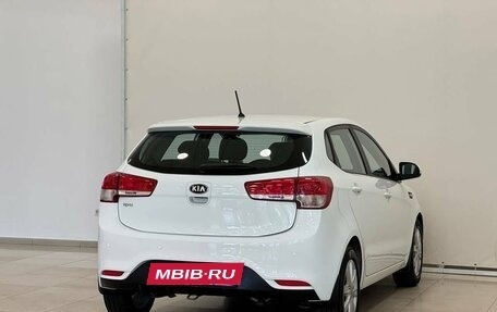 KIA Rio III рестайлинг, 2016 год, 1 090 000 рублей, 6 фотография