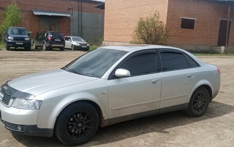 Audi A4, 2003 год, 650 000 рублей, 4 фотография