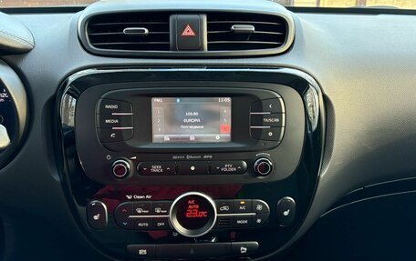 KIA Soul II рестайлинг, 2015 год, 1 190 000 рублей, 2 фотография