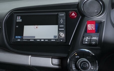 Honda Insight II рестайлинг, 2012 год, 1 165 000 рублей, 14 фотография