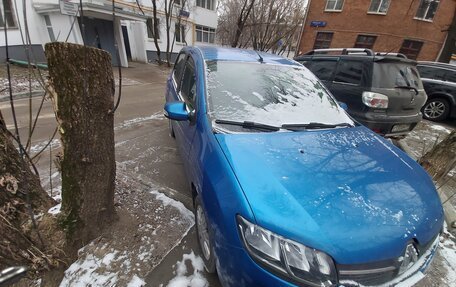 Renault Logan II, 2015 год, 750 000 рублей, 3 фотография
