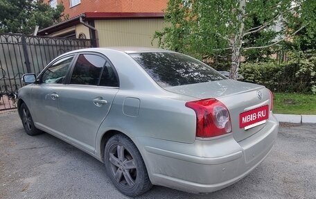 Toyota Avensis III рестайлинг, 2006 год, 888 000 рублей, 7 фотография