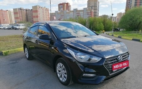 Hyundai Solaris II рестайлинг, 2018 год, 1 250 000 рублей, 1 фотография