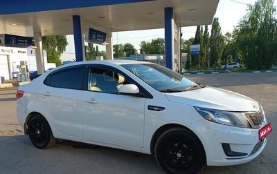 KIA Rio III рестайлинг, 2013 год, 495 000 рублей, 1 фотография