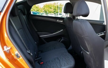 Hyundai Solaris II рестайлинг, 2015 год, 950 000 рублей, 19 фотография