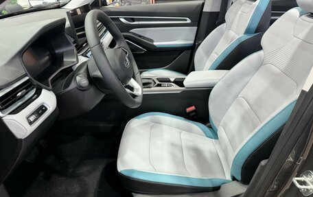 Geely Emgrand, 2024 год, 2 663 990 рублей, 10 фотография