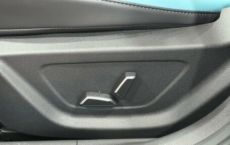 Geely Emgrand, 2024 год, 2 663 990 рублей, 12 фотография