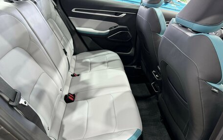 Geely Emgrand, 2024 год, 2 663 990 рублей, 21 фотография
