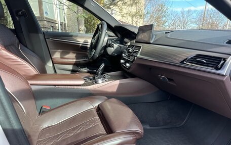 BMW 5 серия, 2018 год, 4 550 000 рублей, 10 фотография