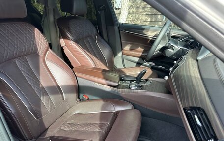 BMW 5 серия, 2018 год, 4 550 000 рублей, 21 фотография