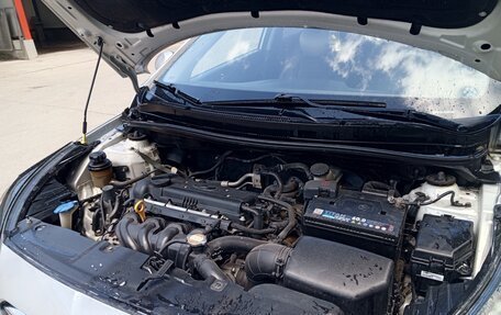 Hyundai Solaris II рестайлинг, 2011 год, 900 000 рублей, 10 фотография