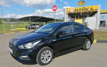 Hyundai Solaris II рестайлинг, 2018 год, 1 250 000 рублей, 2 фотография