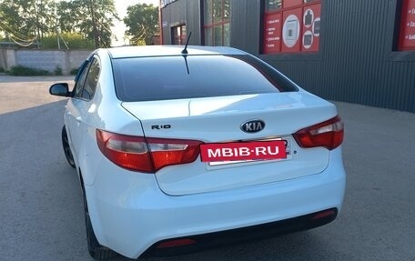 KIA Rio III рестайлинг, 2013 год, 495 000 рублей, 3 фотография