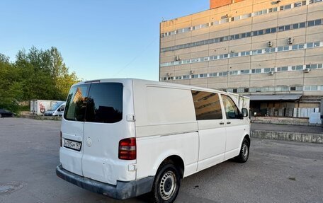 Volkswagen Transporter T5 рестайлинг, 2006 год, 1 090 000 рублей, 5 фотография