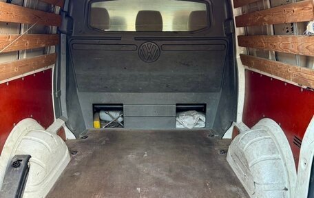 Volkswagen Transporter T5 рестайлинг, 2006 год, 1 090 000 рублей, 10 фотография