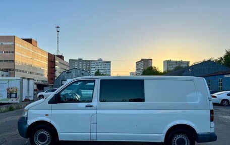 Volkswagen Transporter T5 рестайлинг, 2006 год, 1 090 000 рублей, 8 фотография