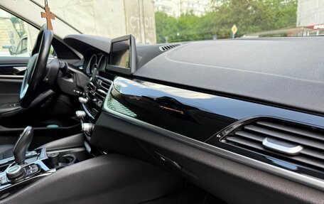 BMW 5 серия, 2018 год, 3 150 000 рублей, 15 фотография