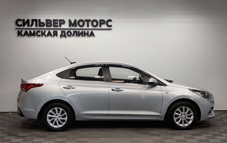 Hyundai Solaris II рестайлинг, 2017 год, 1 400 000 рублей, 6 фотография