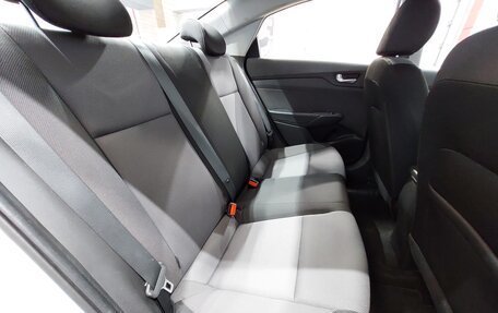 Hyundai Solaris II рестайлинг, 2017 год, 1 400 000 рублей, 21 фотография