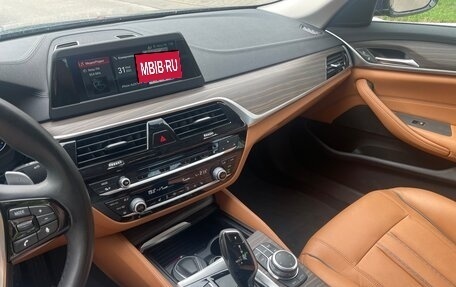 BMW 5 серия, 2018 год, 3 900 000 рублей, 8 фотография