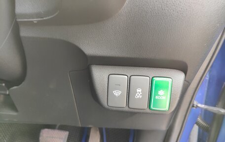Honda Fit III, 2012 год, 990 000 рублей, 14 фотография
