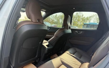 Volvo XC60 II, 2022 год, 2 699 000 рублей, 10 фотография