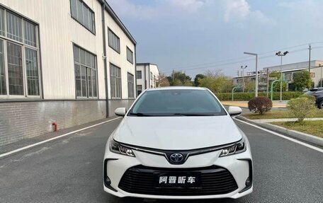 Toyota Corolla, 2021 год, 1 689 000 рублей, 3 фотография