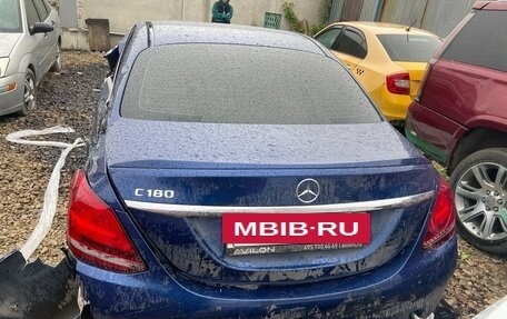 Mercedes-Benz C-Класс, 2019 год, 900 000 рублей, 4 фотография