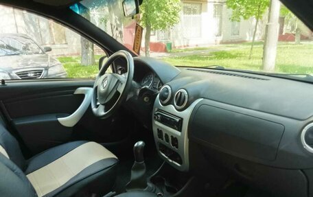 Renault Sandero I, 2012 год, 700 000 рублей, 7 фотография