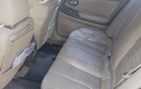 Nissan Maxima VIII, 2001 год, 150 000 рублей, 8 фотография